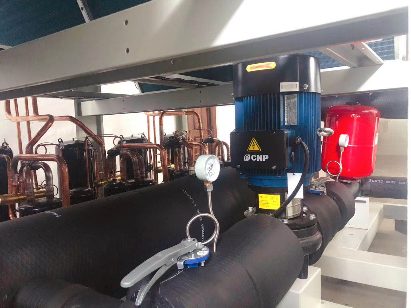 modular air cooled heat pump chiller